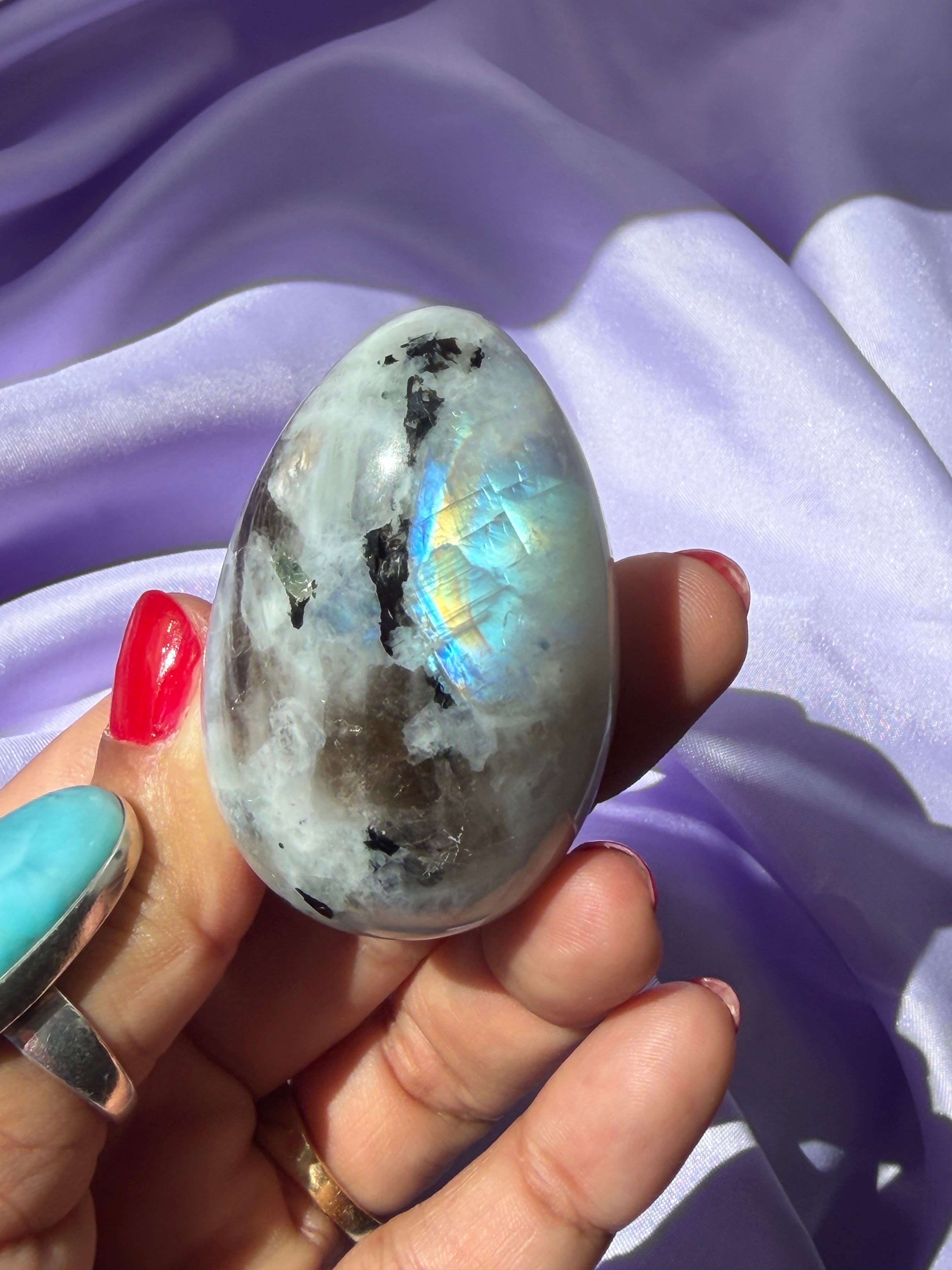 Premium Flashy Rainbow Moonstone Egg – Natural Crystal Display Piece from India, D
