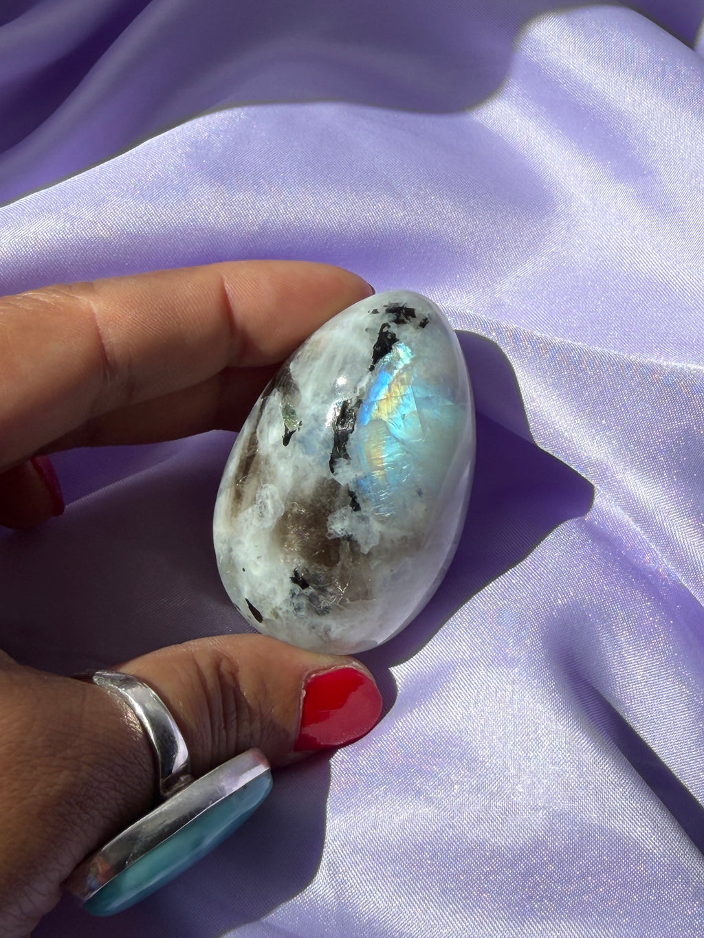 Premium Flashy Rainbow Moonstone Egg – Natural Crystal Display Piece from India, D
