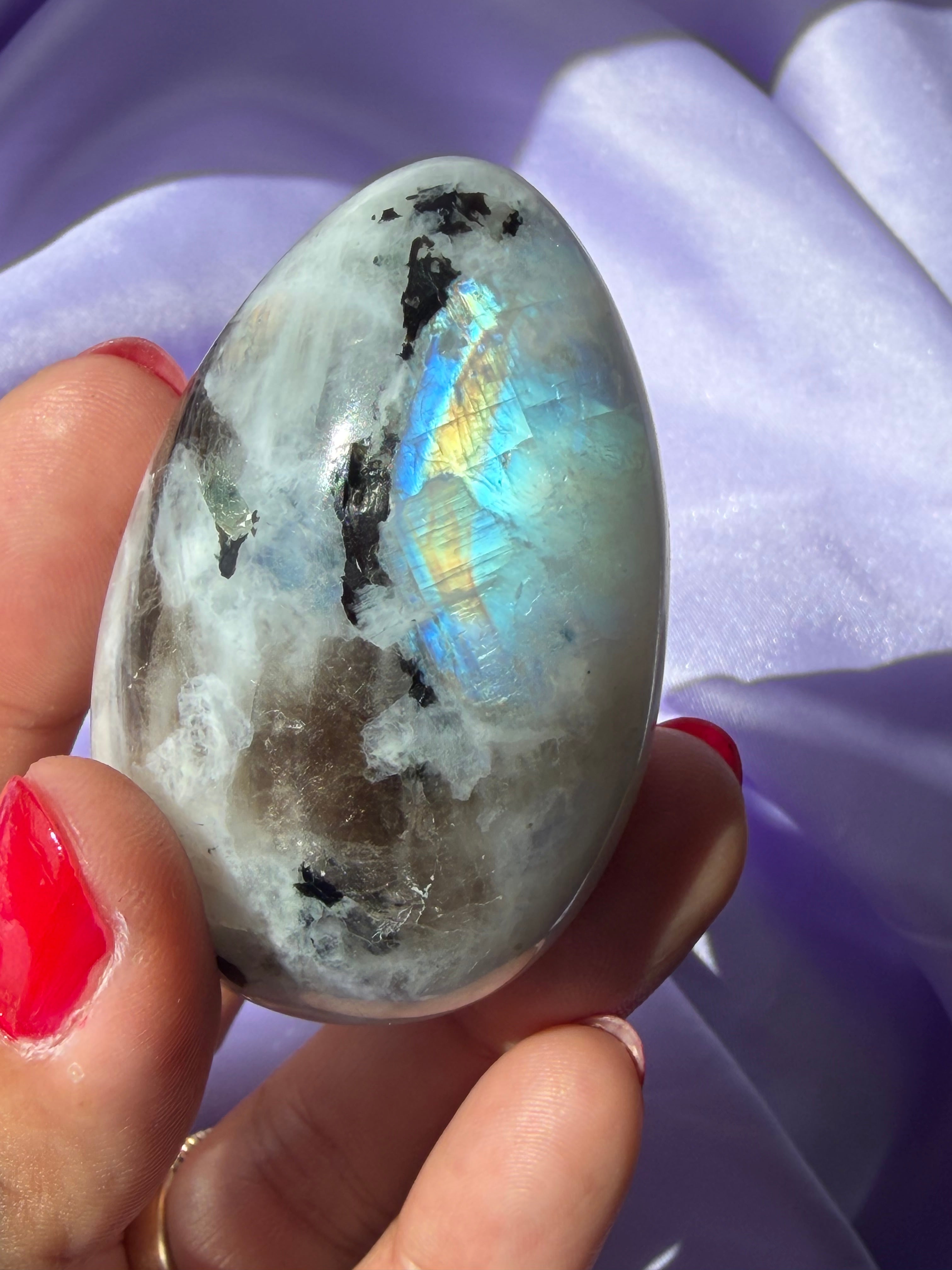 Premium Flashy Rainbow Moonstone Egg – Natural Crystal Display Piece from India, D