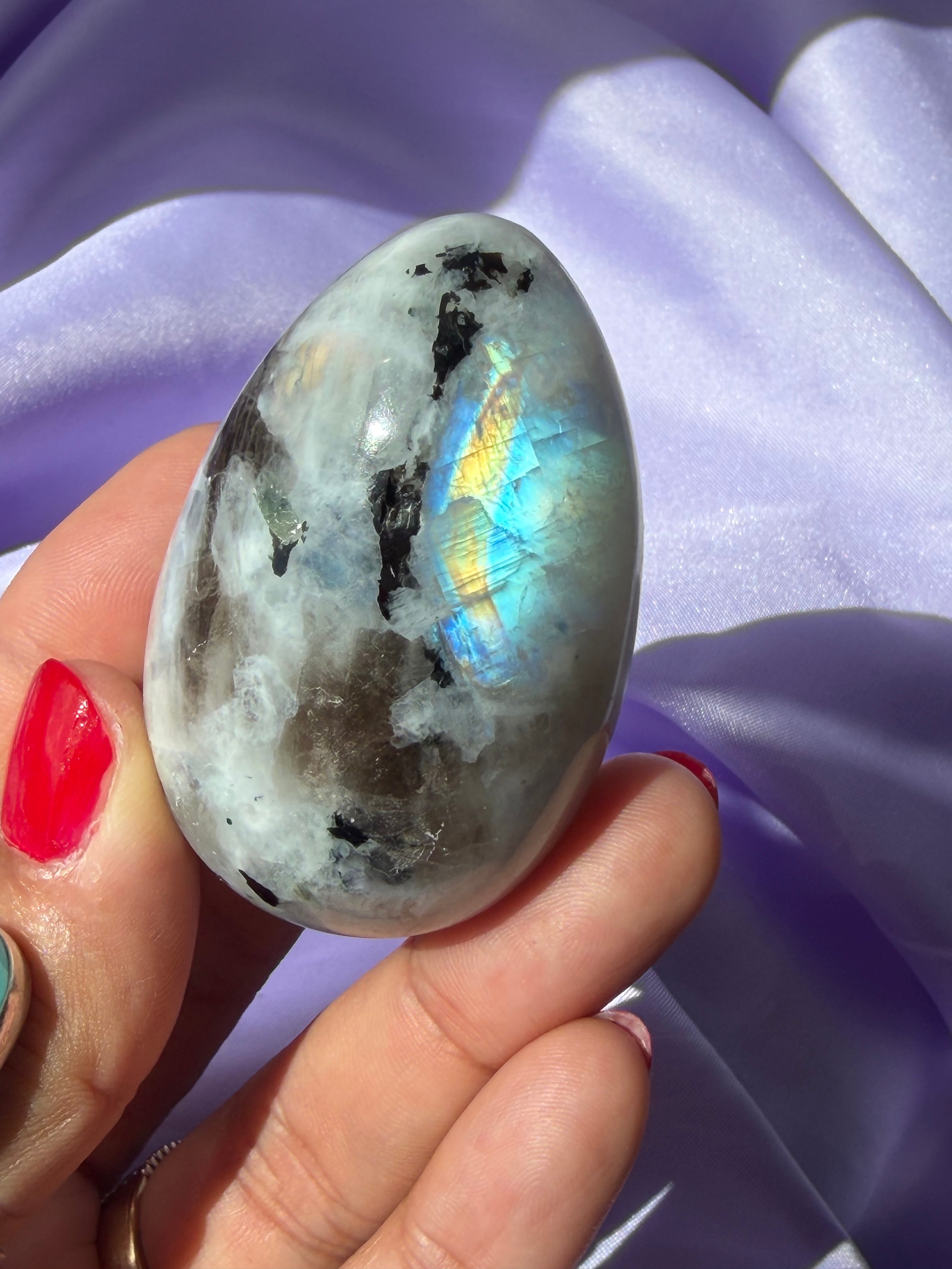 Premium Flashy Rainbow Moonstone Egg – Natural Crystal Display Piece from India, D
