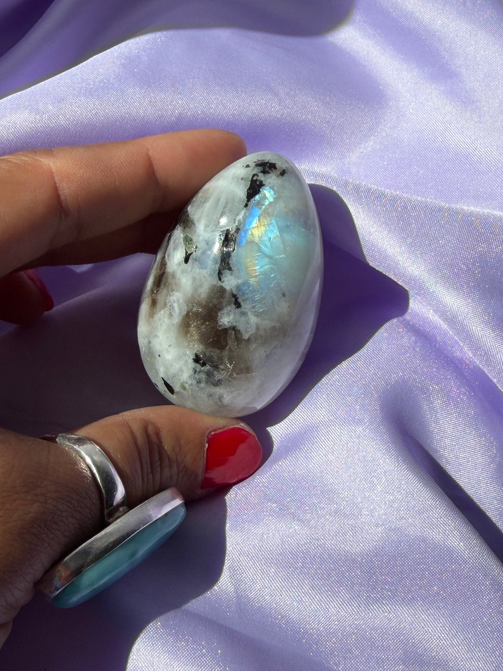 Premium Flashy Rainbow Moonstone Egg – Natural Crystal Display Piece from India, D