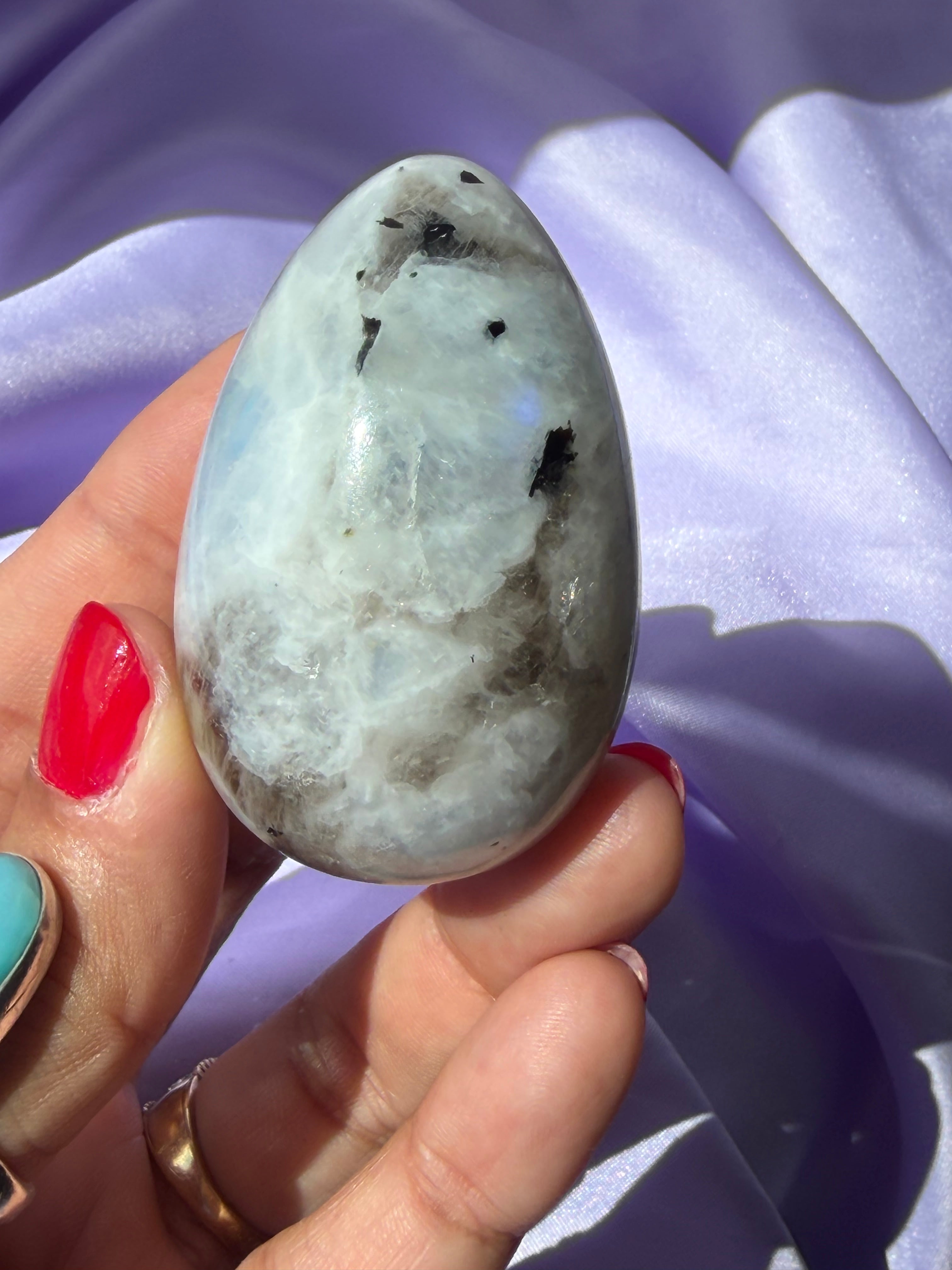 Premium Flashy Rainbow Moonstone Egg – Natural Crystal Display Piece from India, D